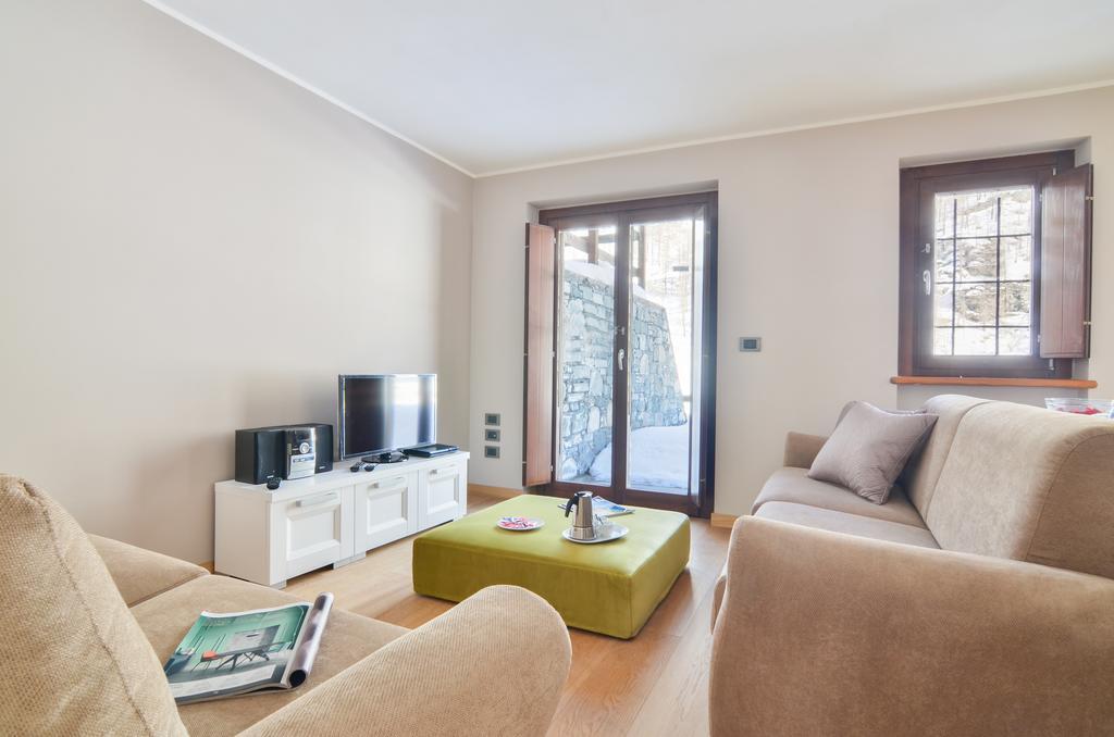 Appartamenti Residenza Anderbatt Gressoney-la-Trinité Pokoj fotografie